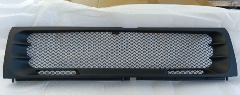 Mitsubishi Pajero Gen 2 Mesh Grille (NH/NJ/NK/NL)